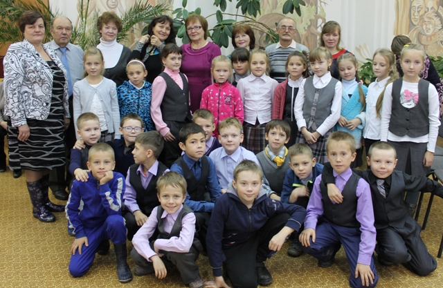 Участники проекта и 3 б кл. СОШ №1 г. Кудымкара